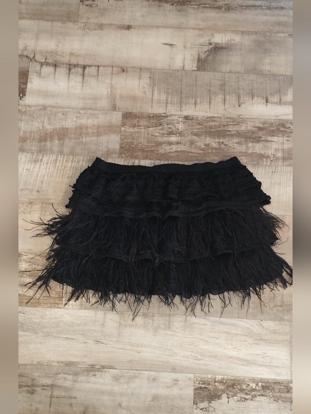 Black Feather Tiered Mini Skirt — Chic Evening Layered Design